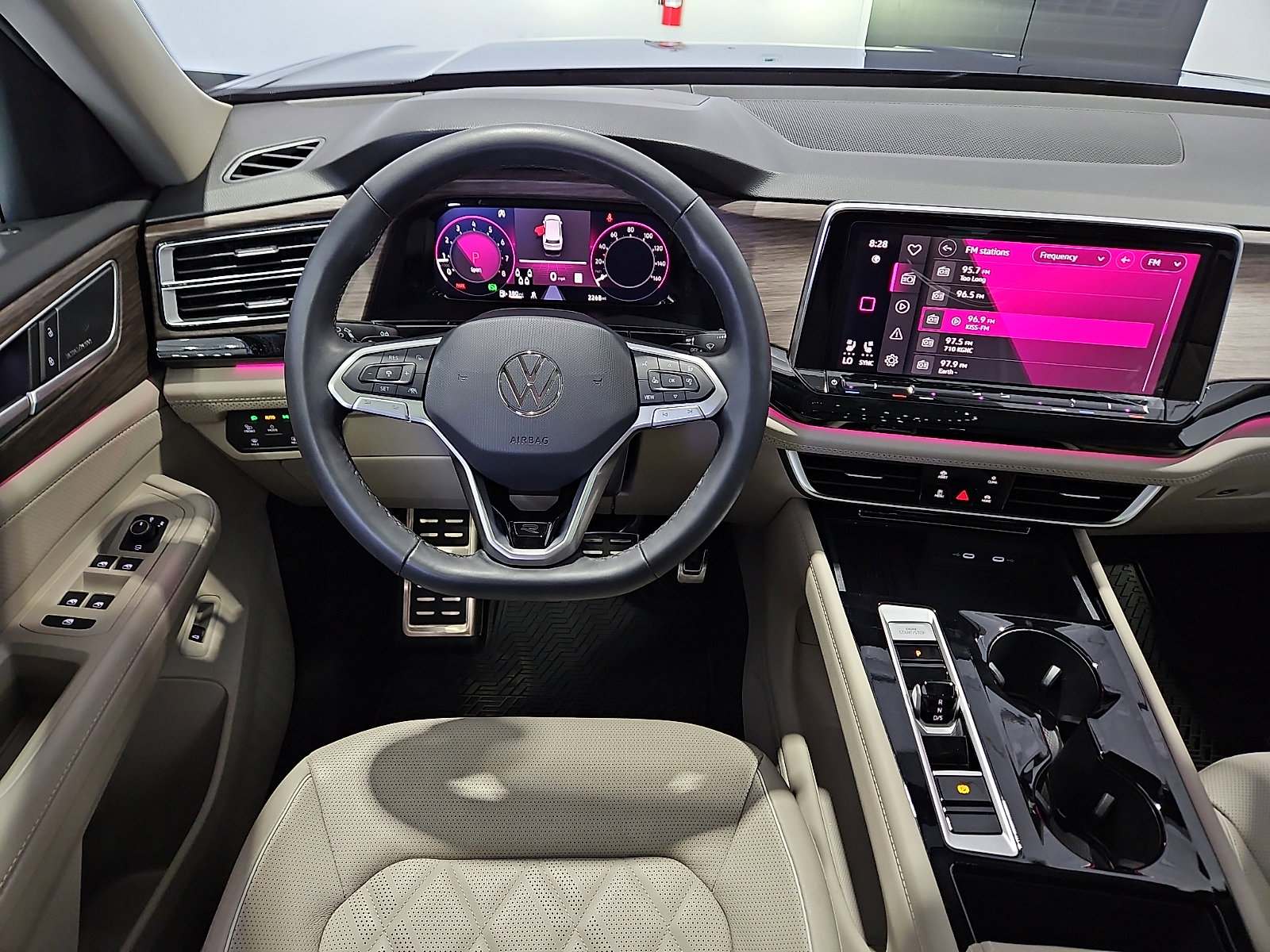 Certified 2026 Volkswagen Atlas SEL Premium R-Line AWD/4WD image 9