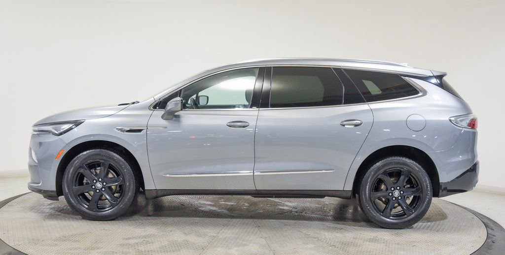 Used 2024 Buick Enclave Essence w/ Experience Buick Package image 8