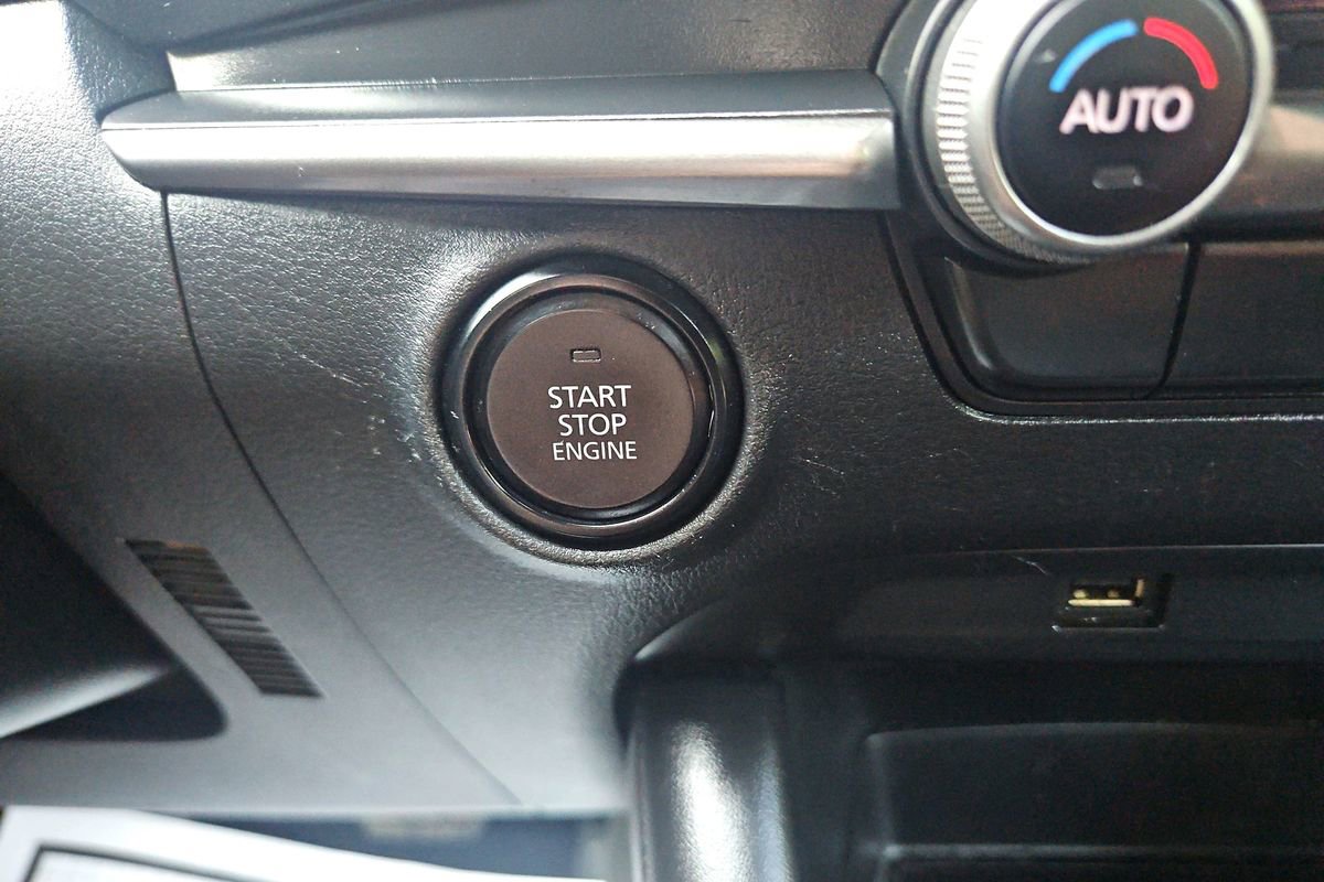 Used 2021 MAZDA MAZDA3 s image 28