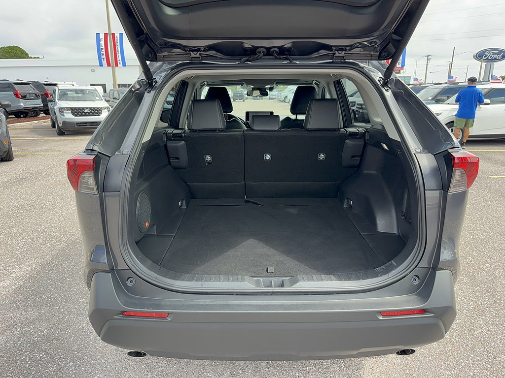 Used 2025 Toyota RAV4 XLE Premium w/ Weather Package FWD image 7