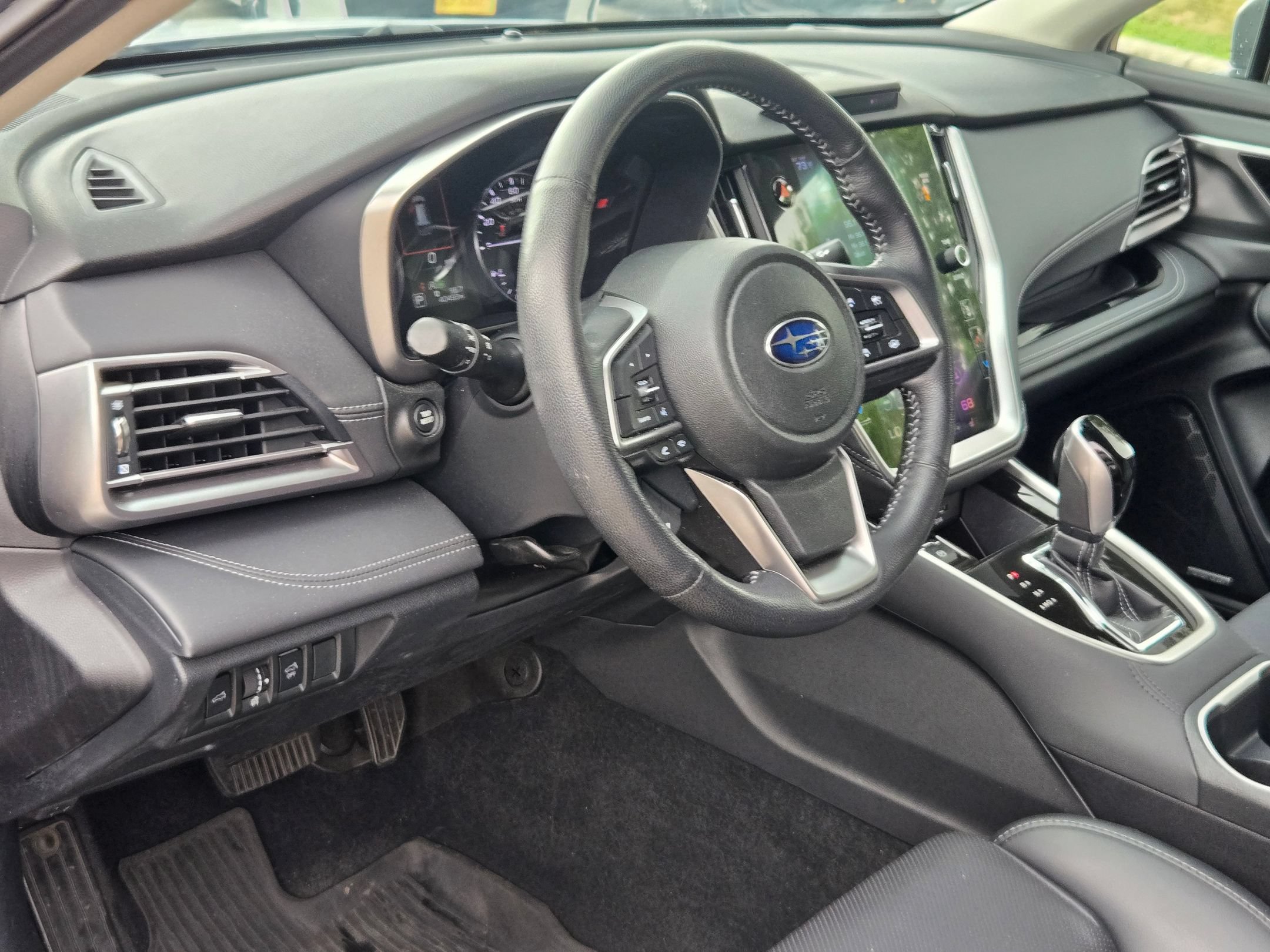 Used 2022 Subaru Outback Limited XT w/ Popular Package #2 AWD/4WD image 12