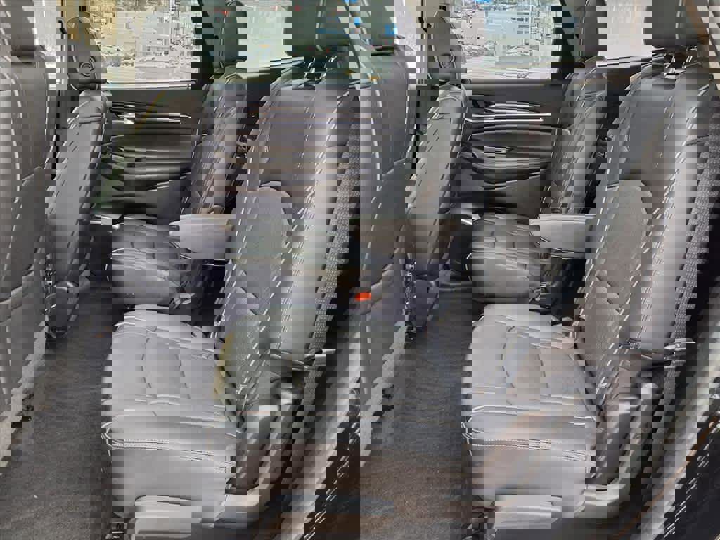 Used 2019 Buick Enclave Avenir w/ Avenir Technology Package image 10