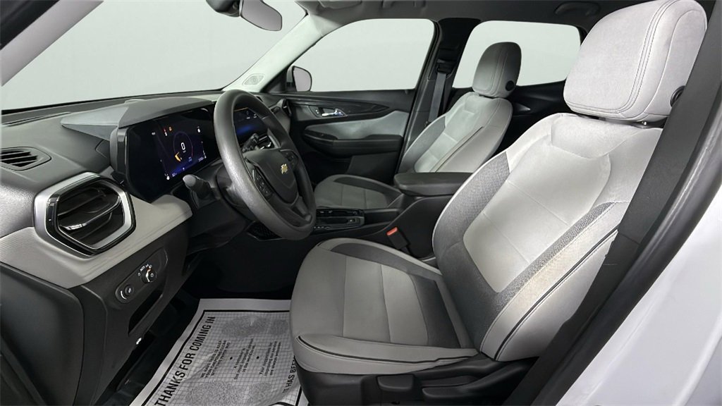 Certified 2024 Chevrolet TrailBlazer LT w/ Driver Confidence Package image 33