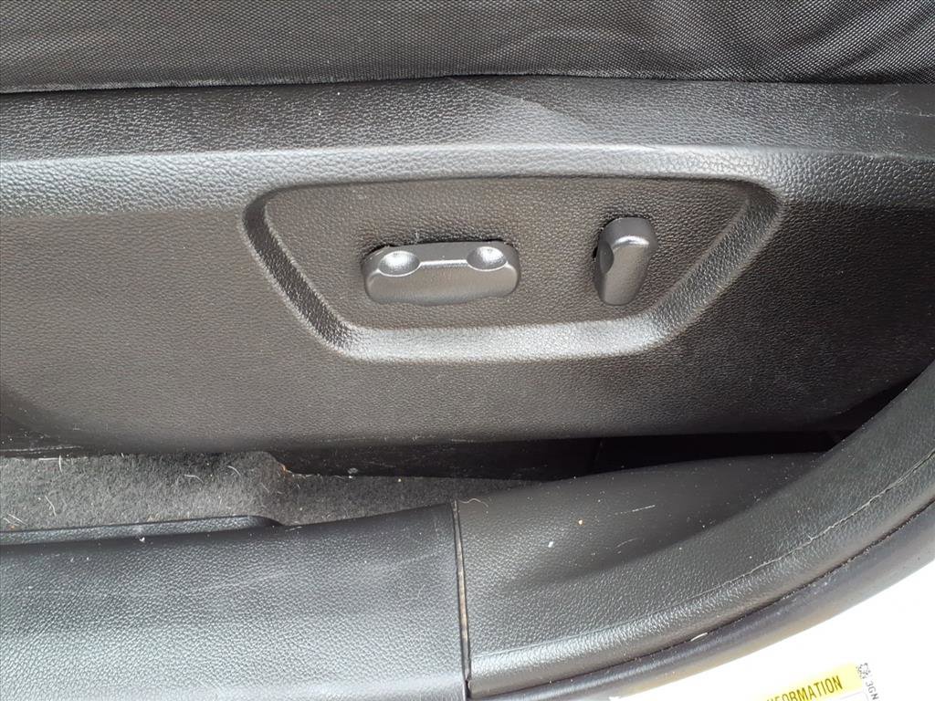 Used 2014 Chevrolet Captiva Sport LS image 8