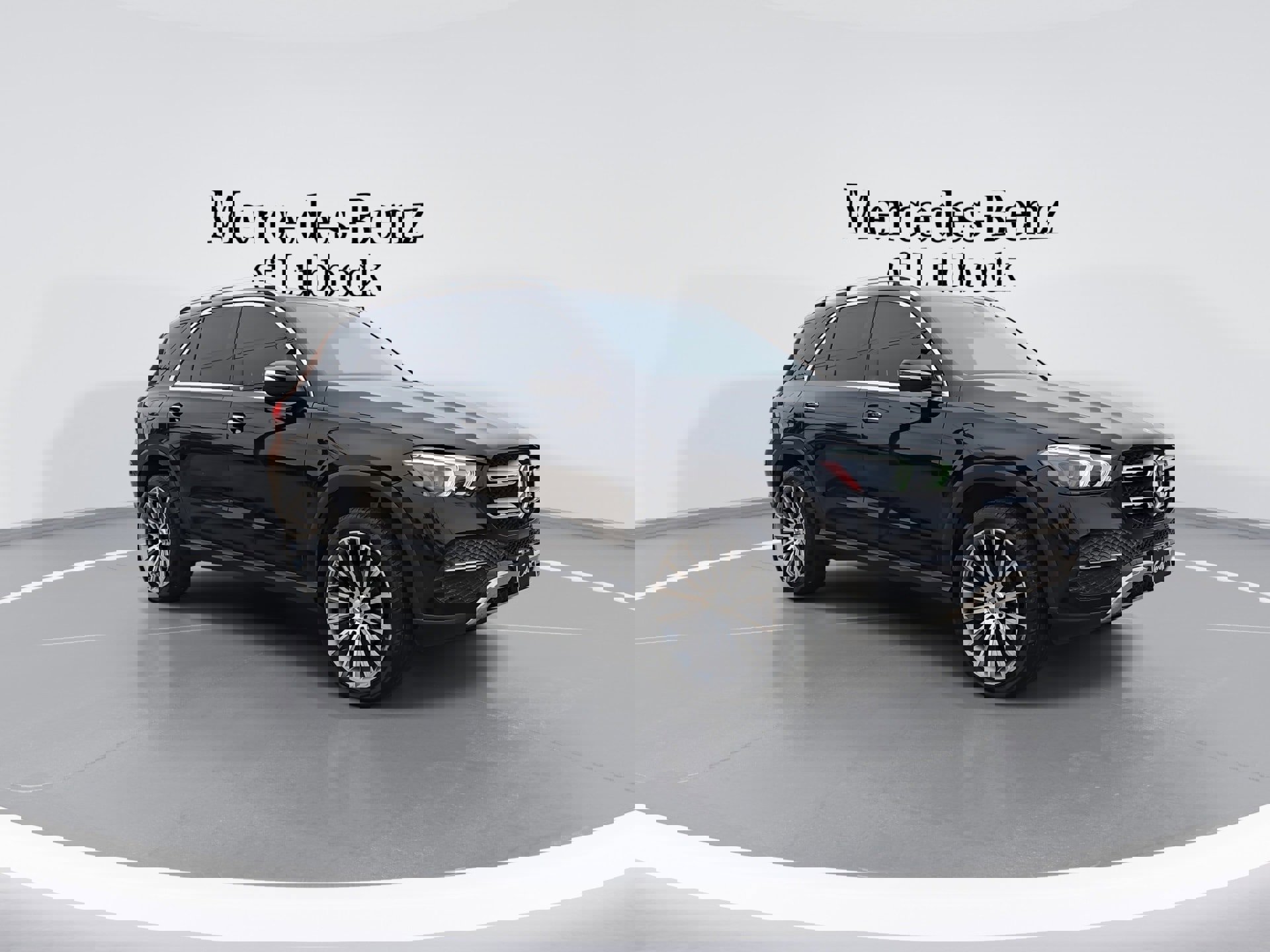 Used 2021 Mercedes-Benz GLE 350 4MATIC image 2