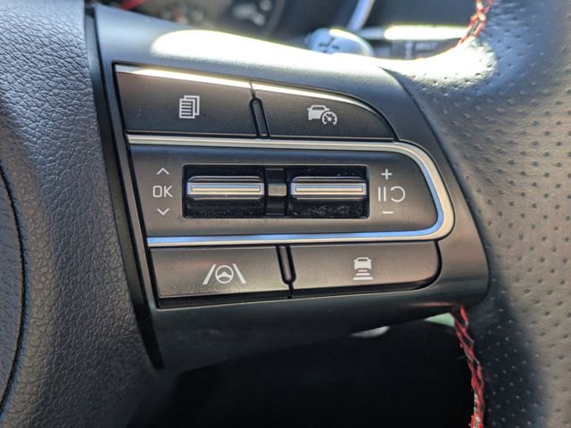 Used 2023 Kia Stinger GT2 image 29