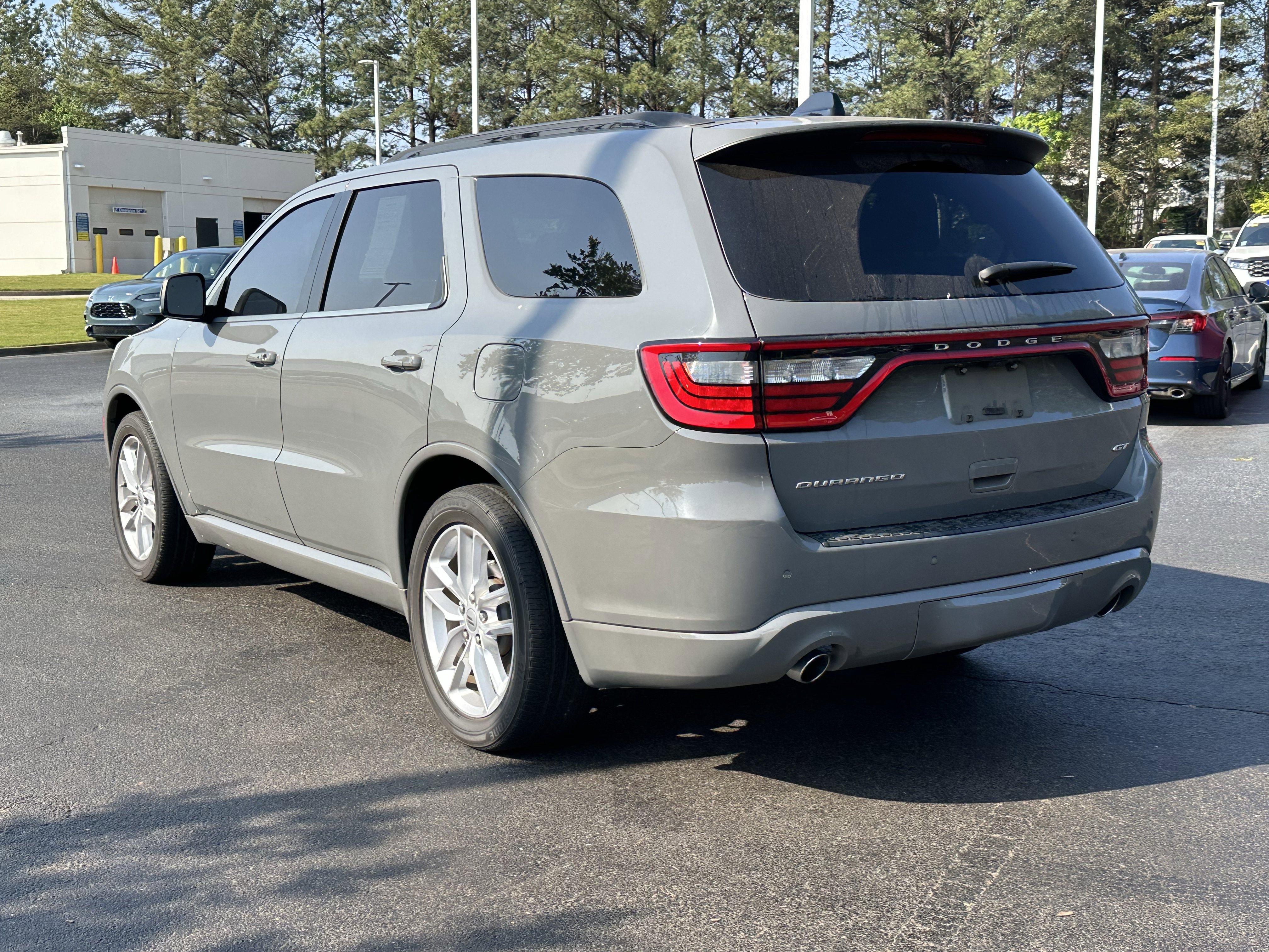 Used 2023 Dodge Durango GT RWD image 12