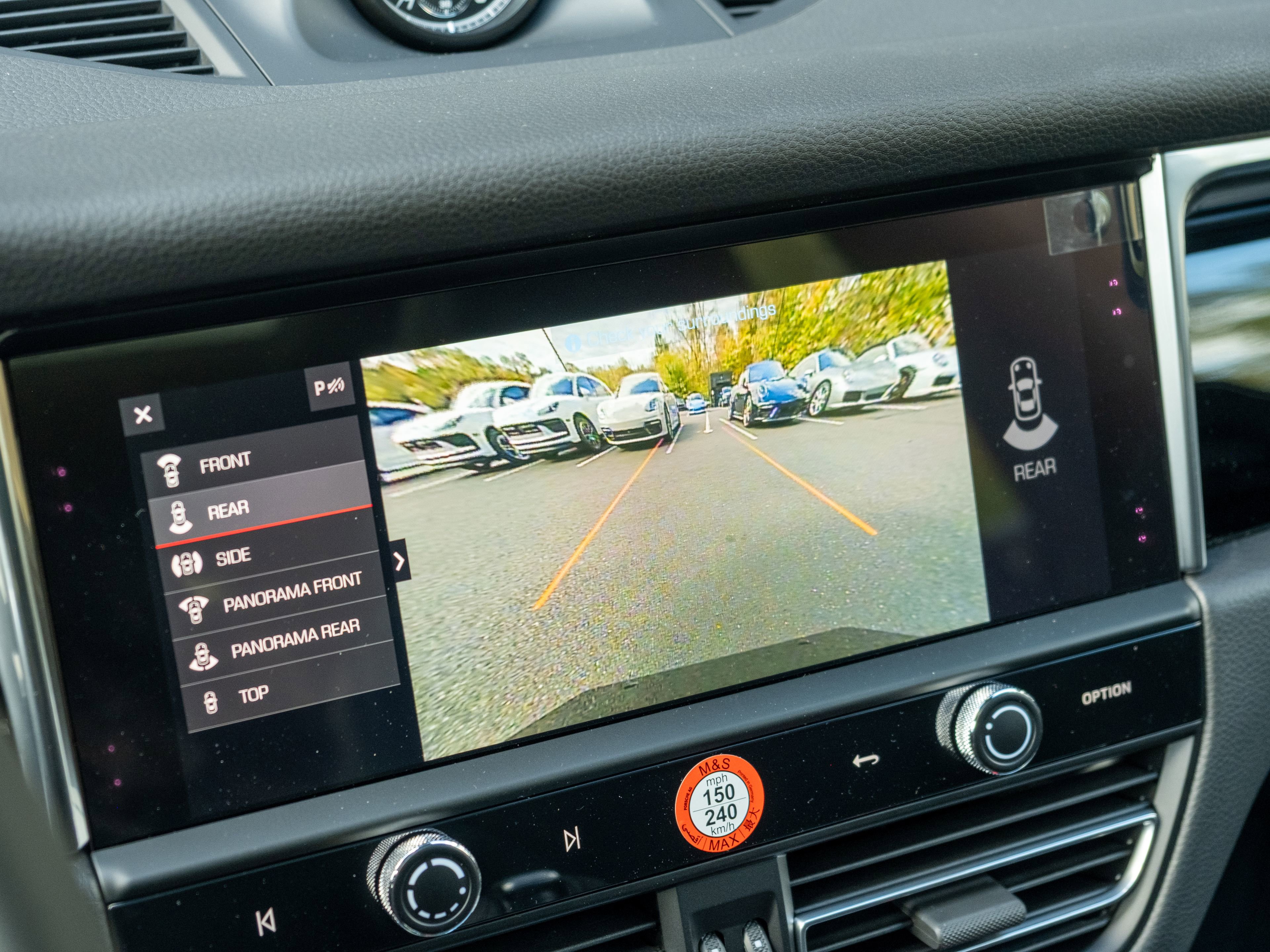 Certified 2026 Porsche Macan AWD/4WD image 28
