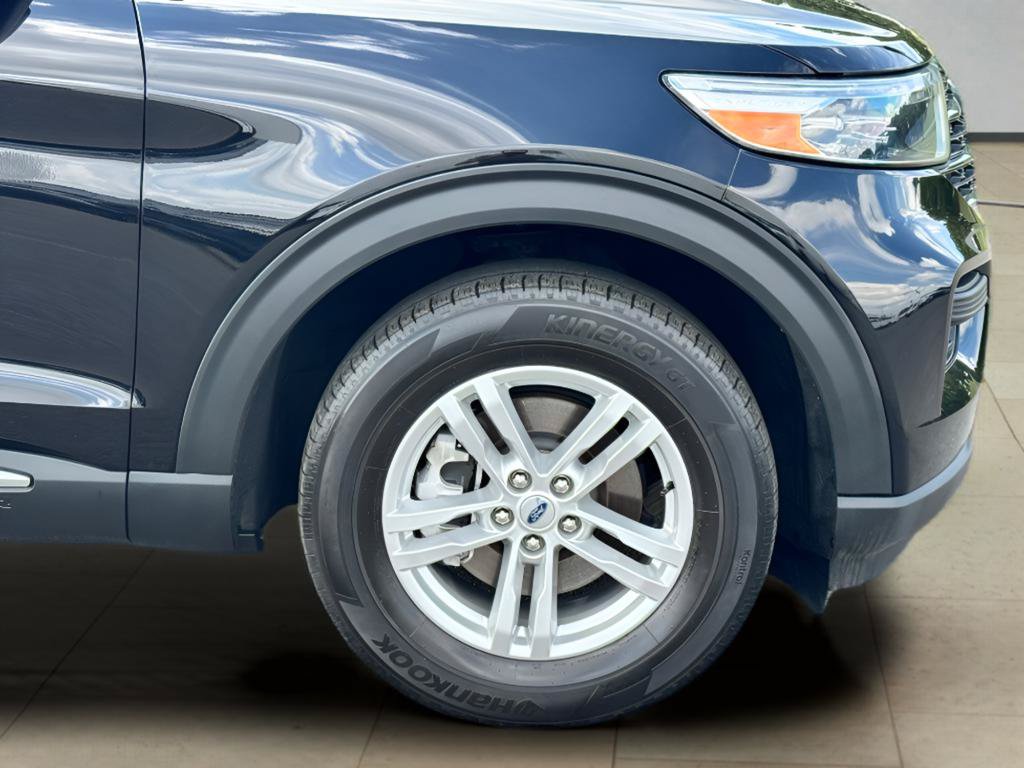 Used 2022 Ford Explorer XLT w/ Class IV Trailer Tow Package AWD/4WD image 42