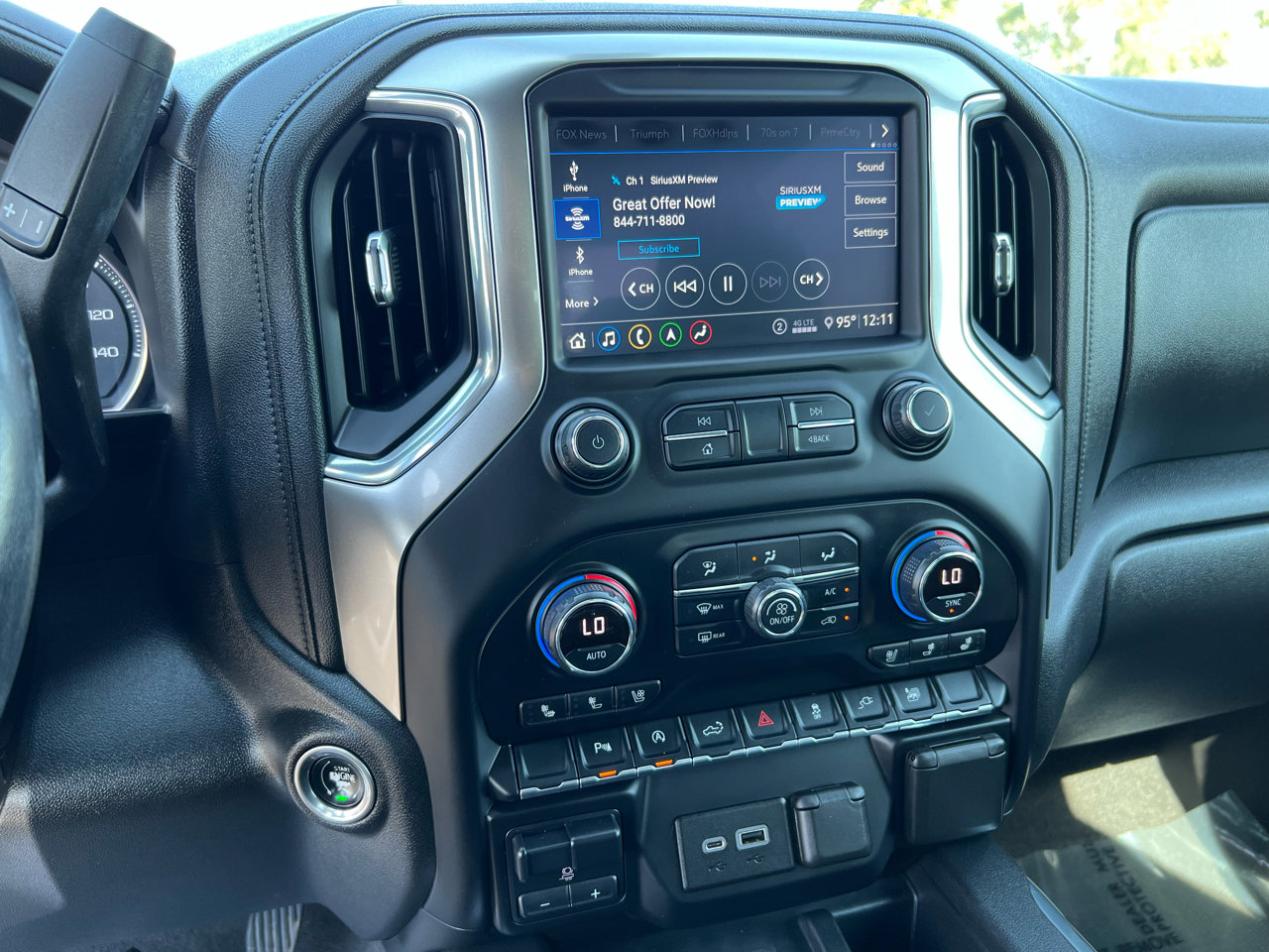 Used 2020 Chevrolet Silverado 1500 LTZ w/ LTZ Texas Edition image 46