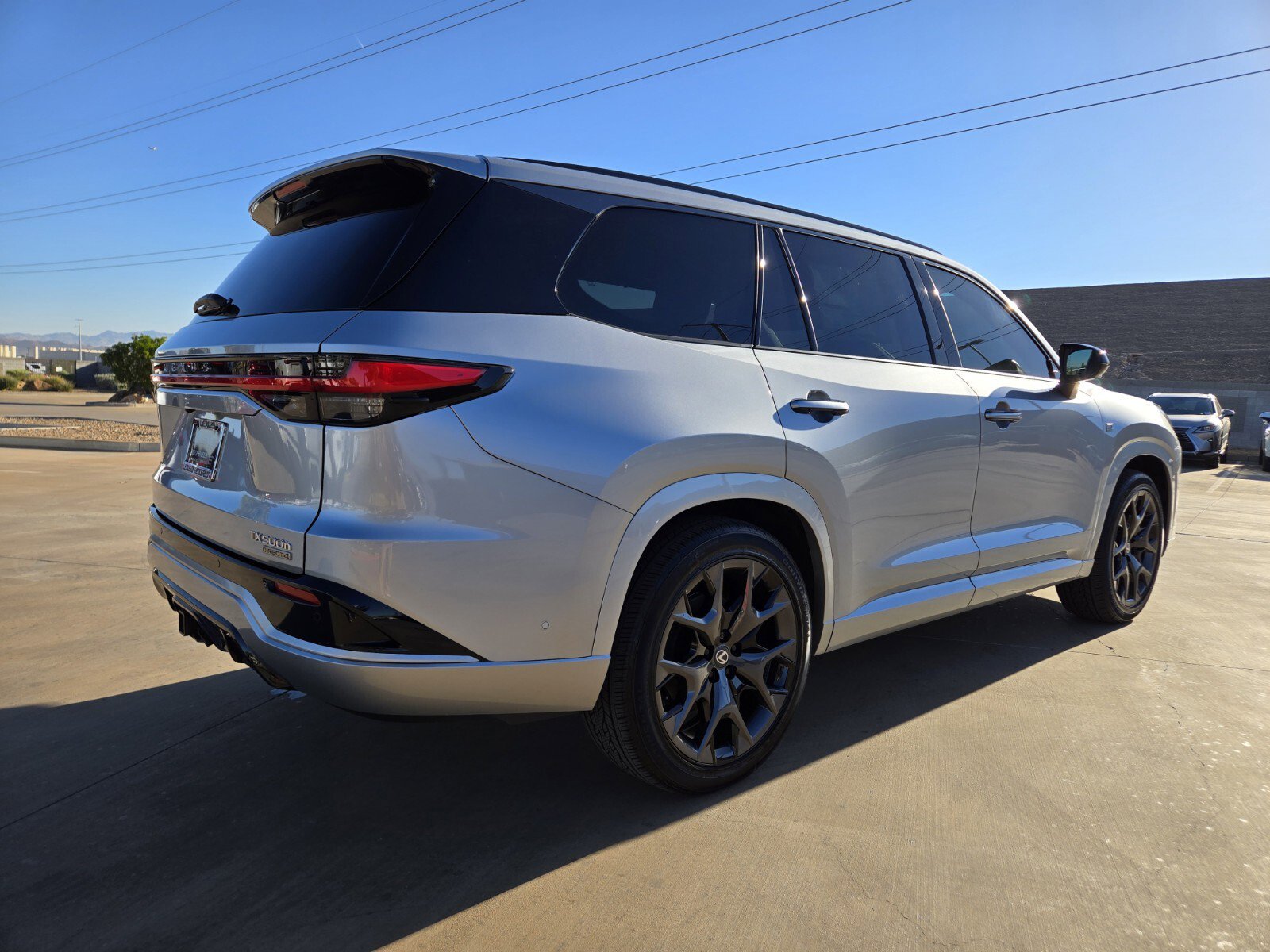 New 2026 Lexus TX 500h AWD image 3
