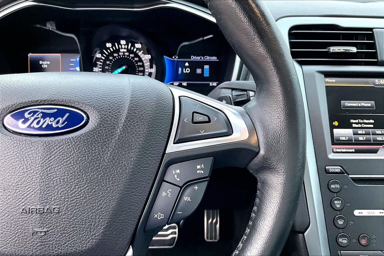 Used 2016 Ford Fusion Titanium FWD image 24
