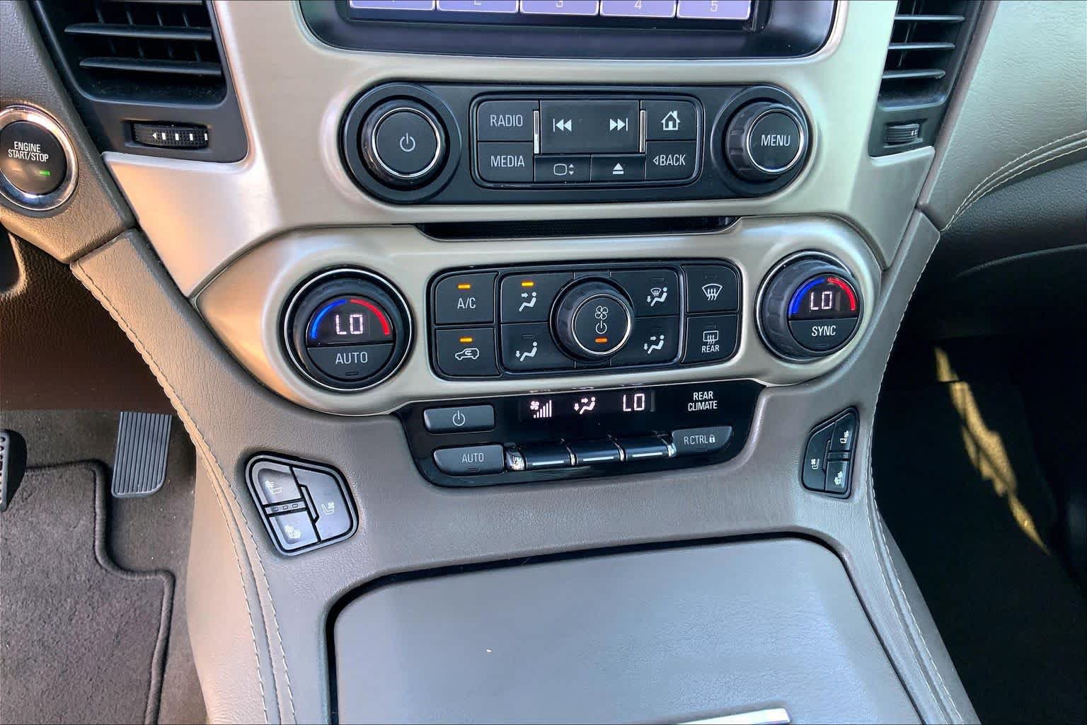 Used 2017 GMC Yukon Denali w/ Open Road Package AWD/4WD image 31