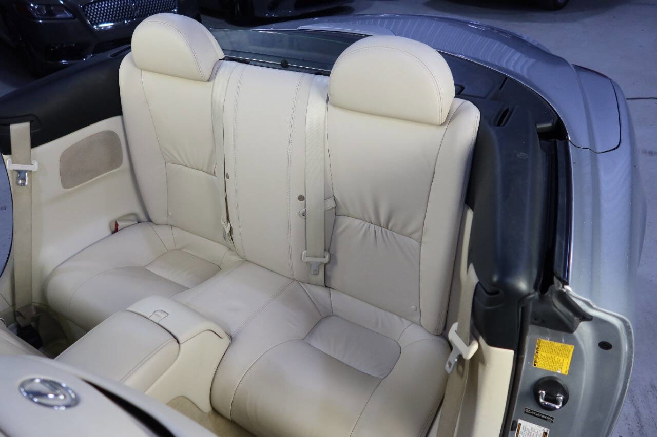 Used 2008 Lexus SC 430 Convertible image 16