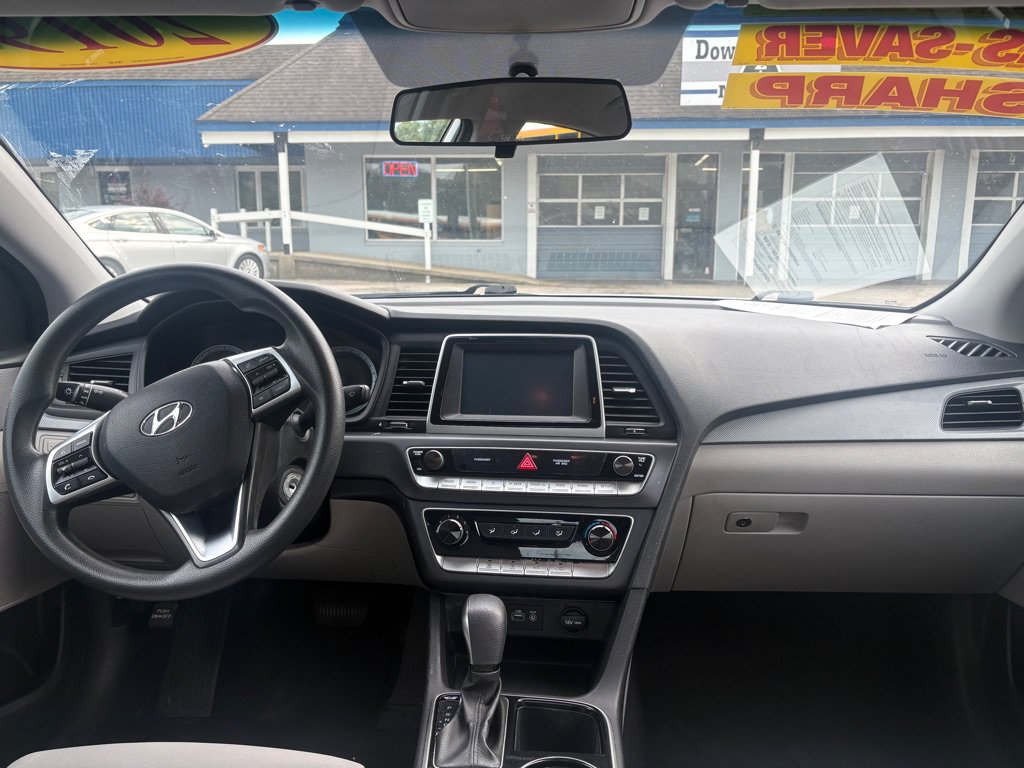 Used 2019 Hyundai Sonata SE FWD image 13
