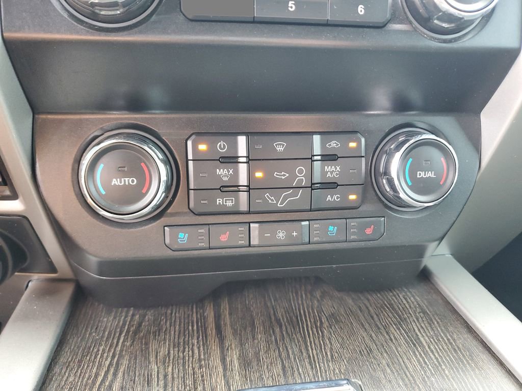 Used 2021 Ford F250 Lariat w/ Lariat Ultimate Package image 23