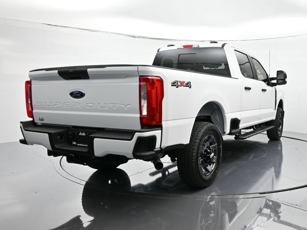 New 2026 Ford F350 XL w/ XL Chrome Package AWD/4WD image 4