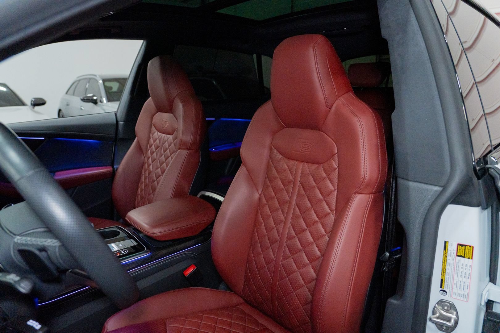 Used 2023 Audi SQ8 Prestige w/ Prestige Package AWD/4WD image 22