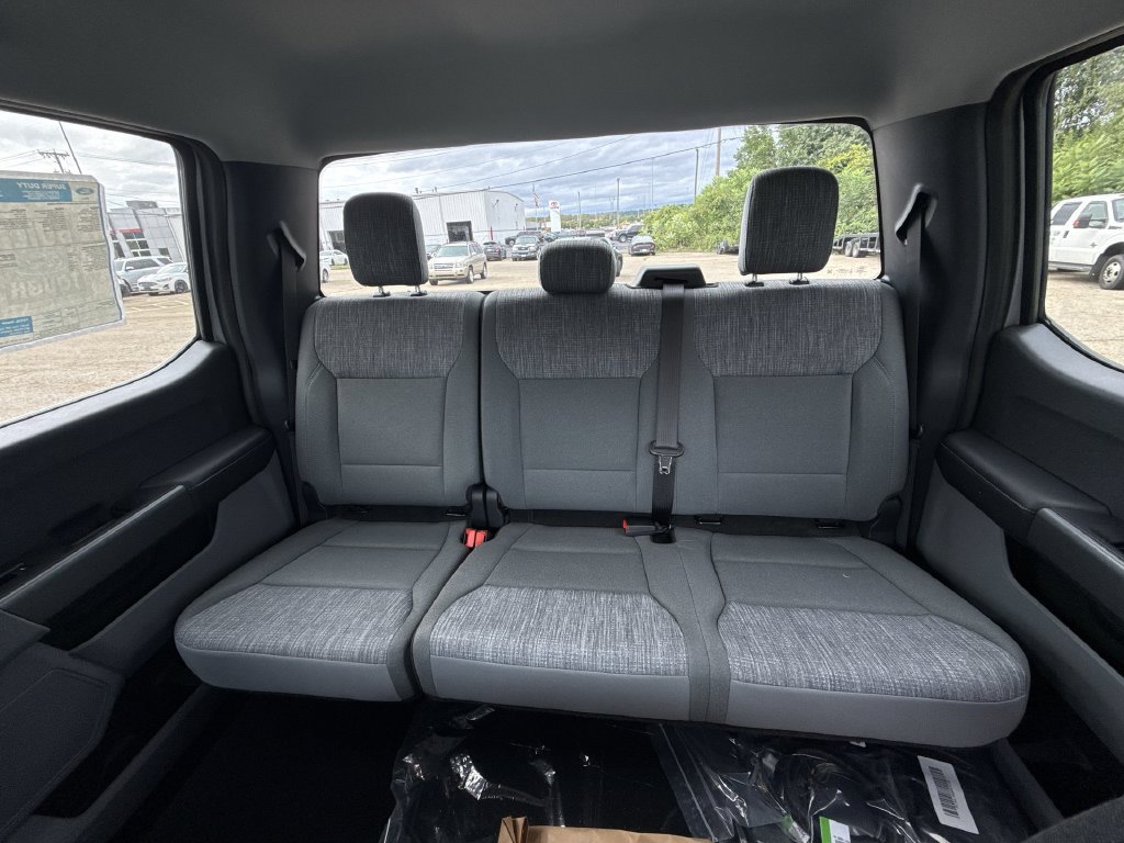 New 2027 Ford F550 4x4 Crew Cab image 22