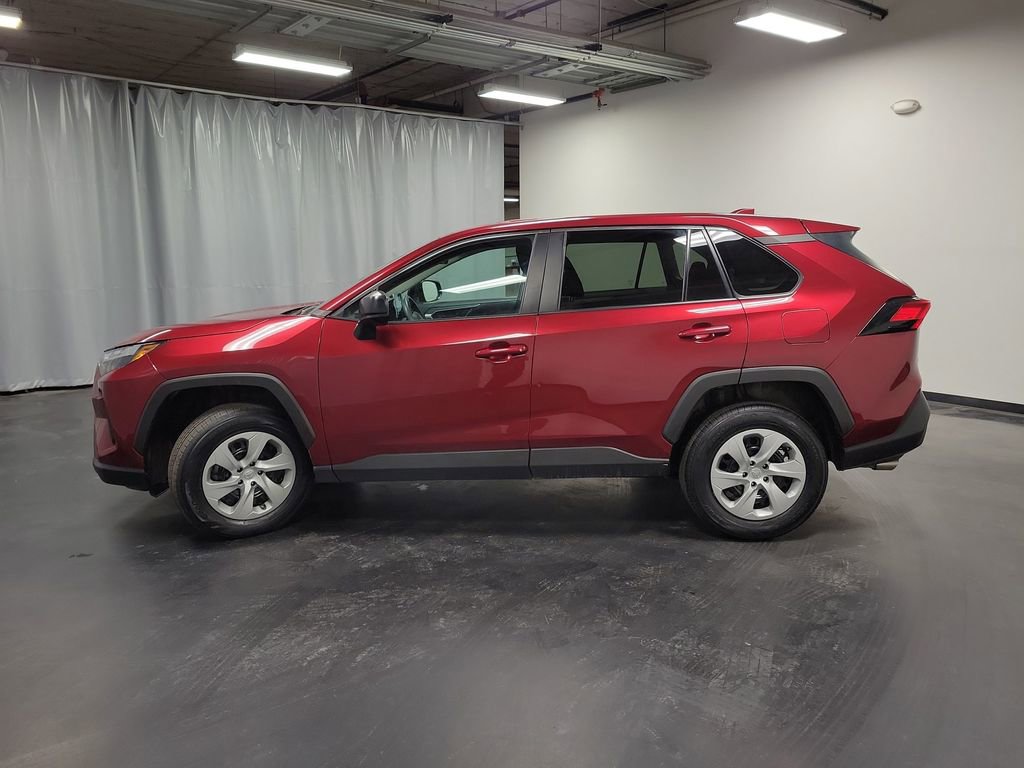 Used 2024 Toyota RAV4 LE image 5