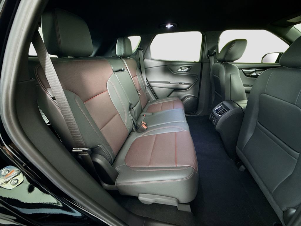 Used 2025 Chevrolet Blazer RS w/ Driver Confidence II Package image 23