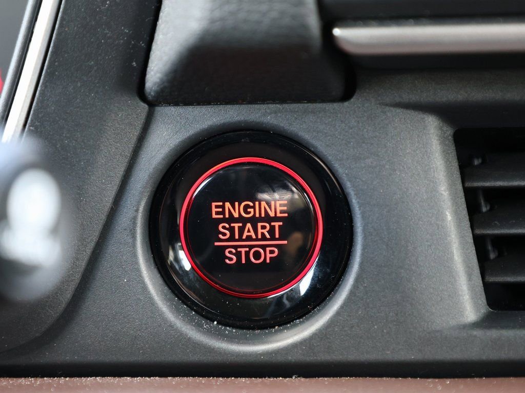 Used 2023 Honda Pilot Elite image 35