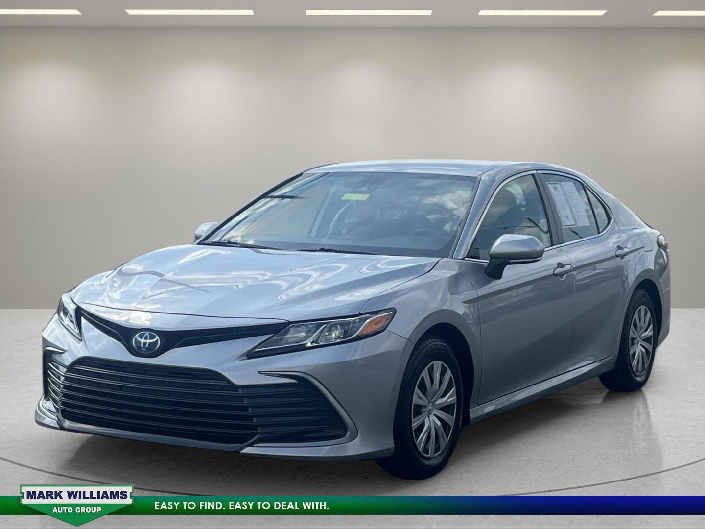 Used 2024 Toyota Camry LE FWD image 7