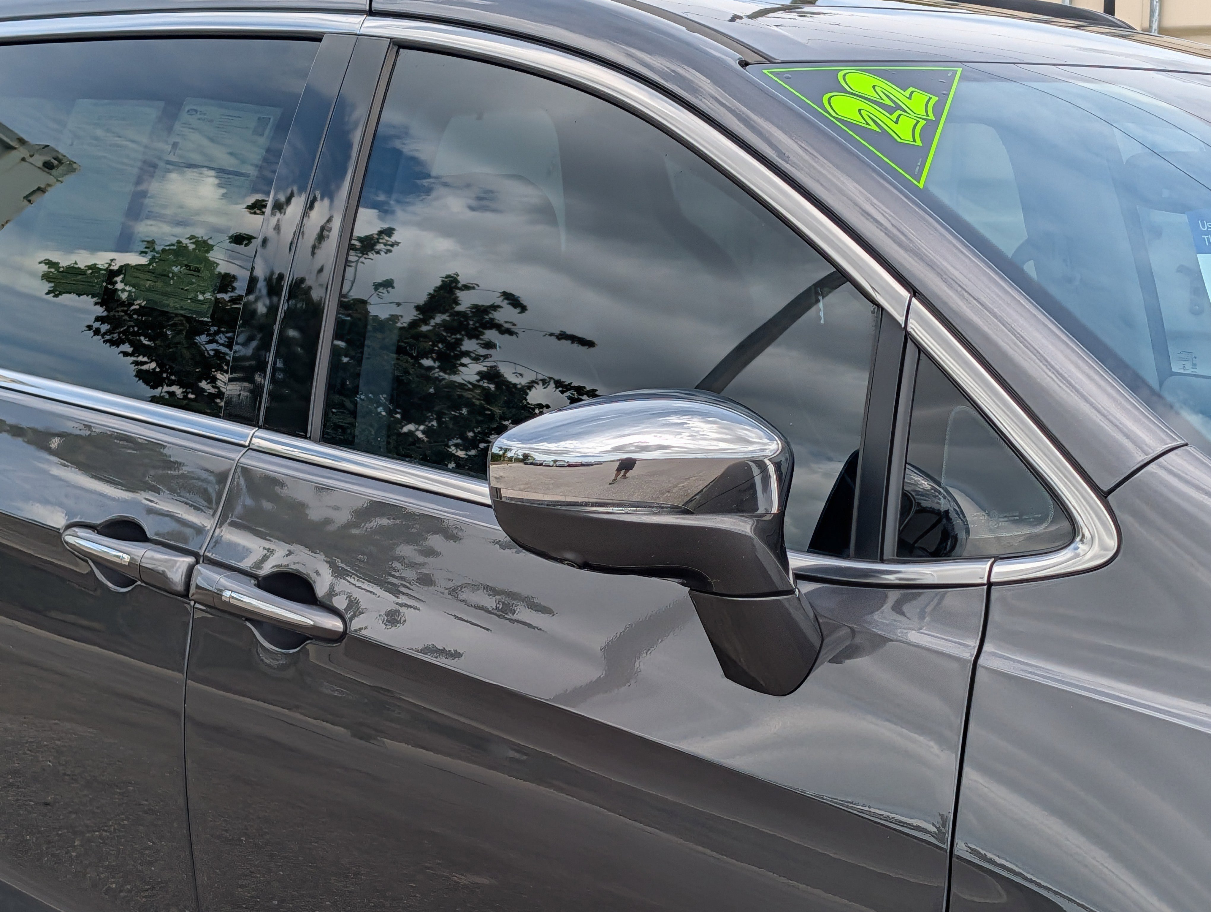 Used 2022 Chrysler Pacifica Limited FWD image 10