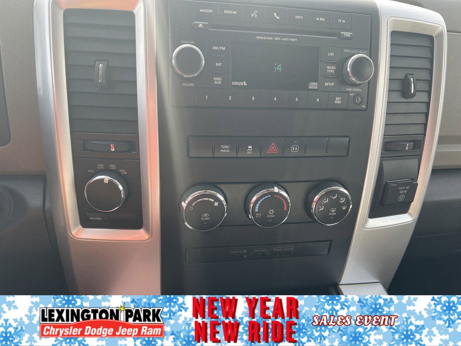 Used 2012 RAM 1500 Big Horn w/ Luxury Group image 17