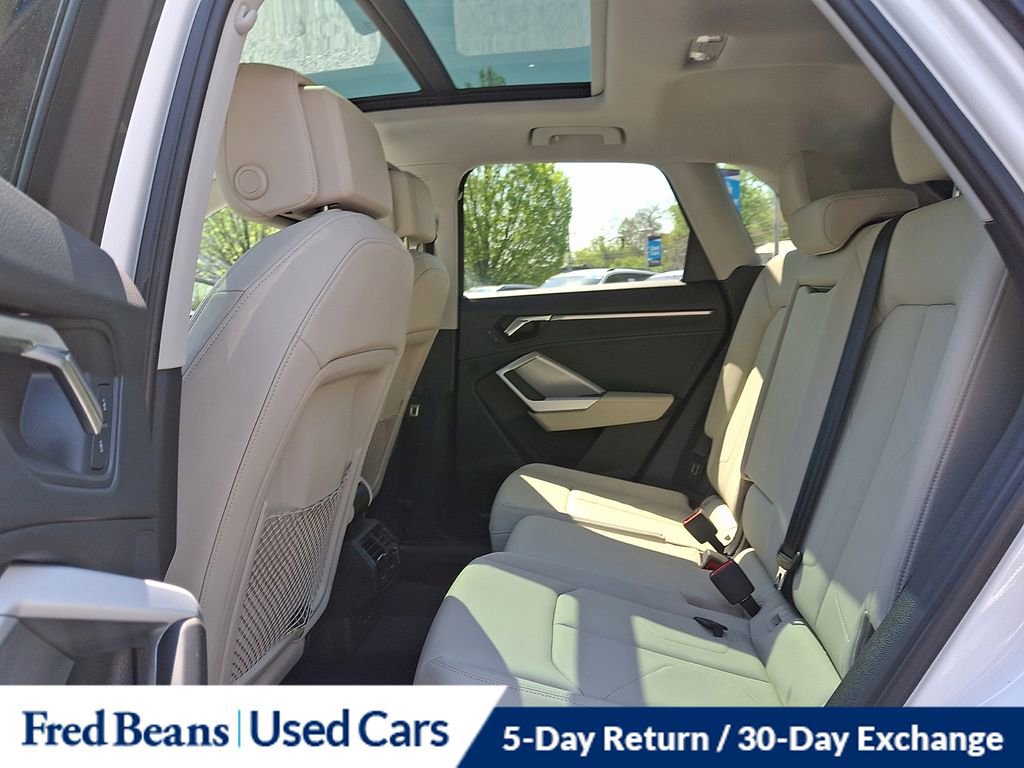 Used 2023 Audi Q3 2.0T Premium w/ Convenience Package AWD/4WD image 11