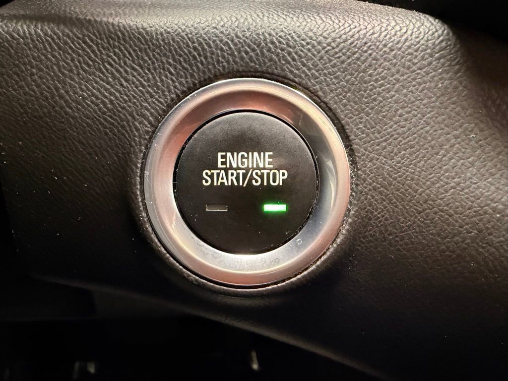 Used 2022 GMC Terrain SLT w/ Infotainment Package II AWD/4WD image 33