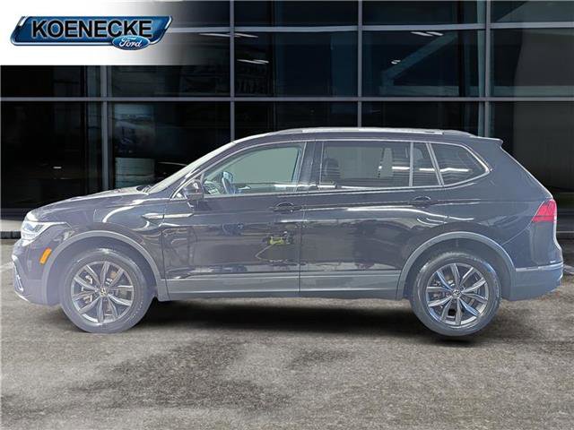 Used 2022 Volkswagen Tiguan SE image 2
