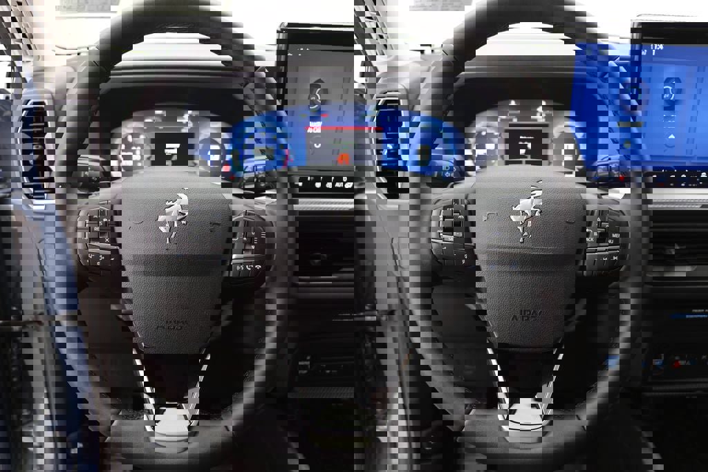 Used 2025 Ford Bronco Sport Badlands image 16