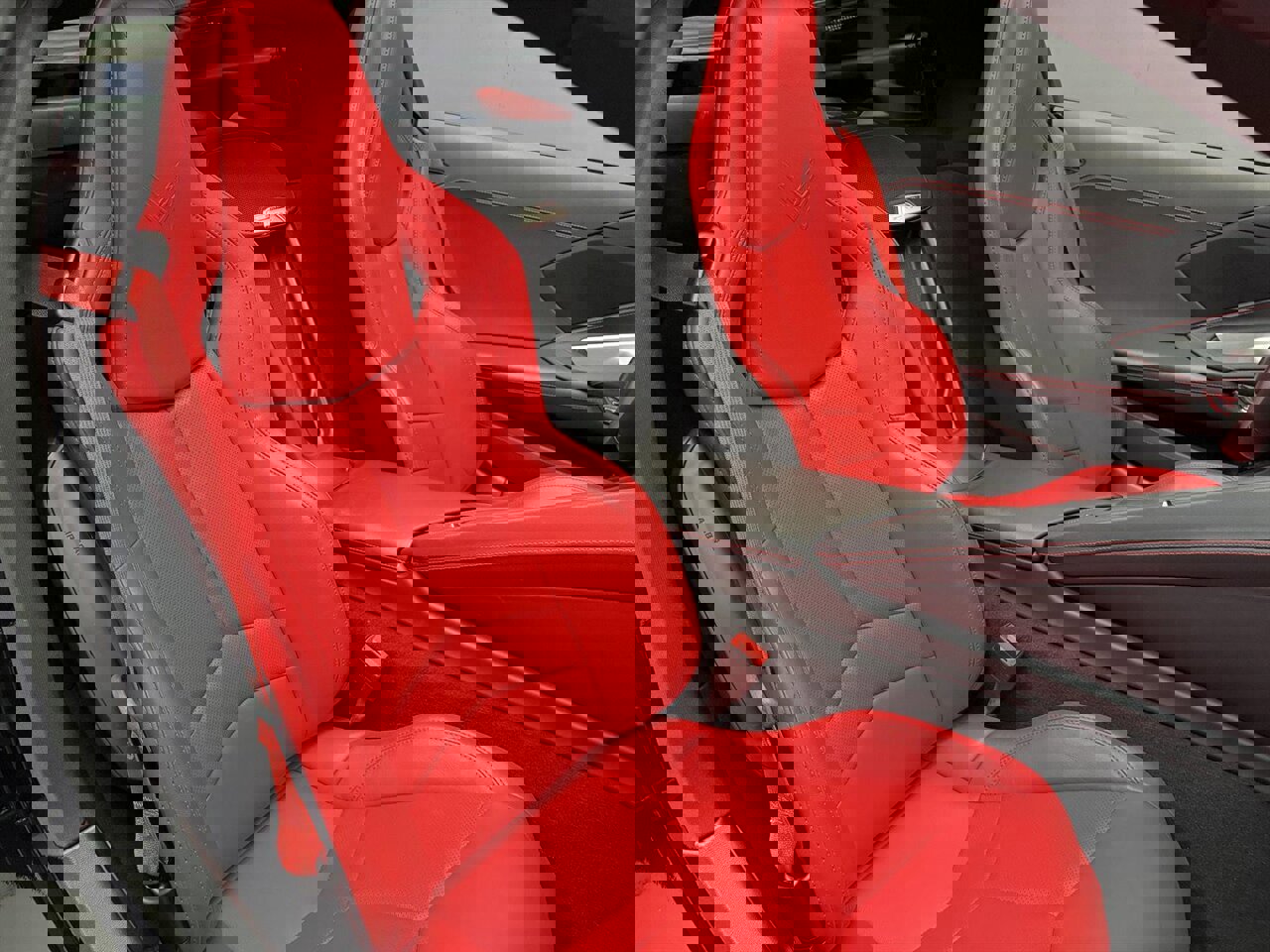 Used 2021 Chevrolet Corvette w/ Z51 Performance Package w/ Z51 Performance Package image 30