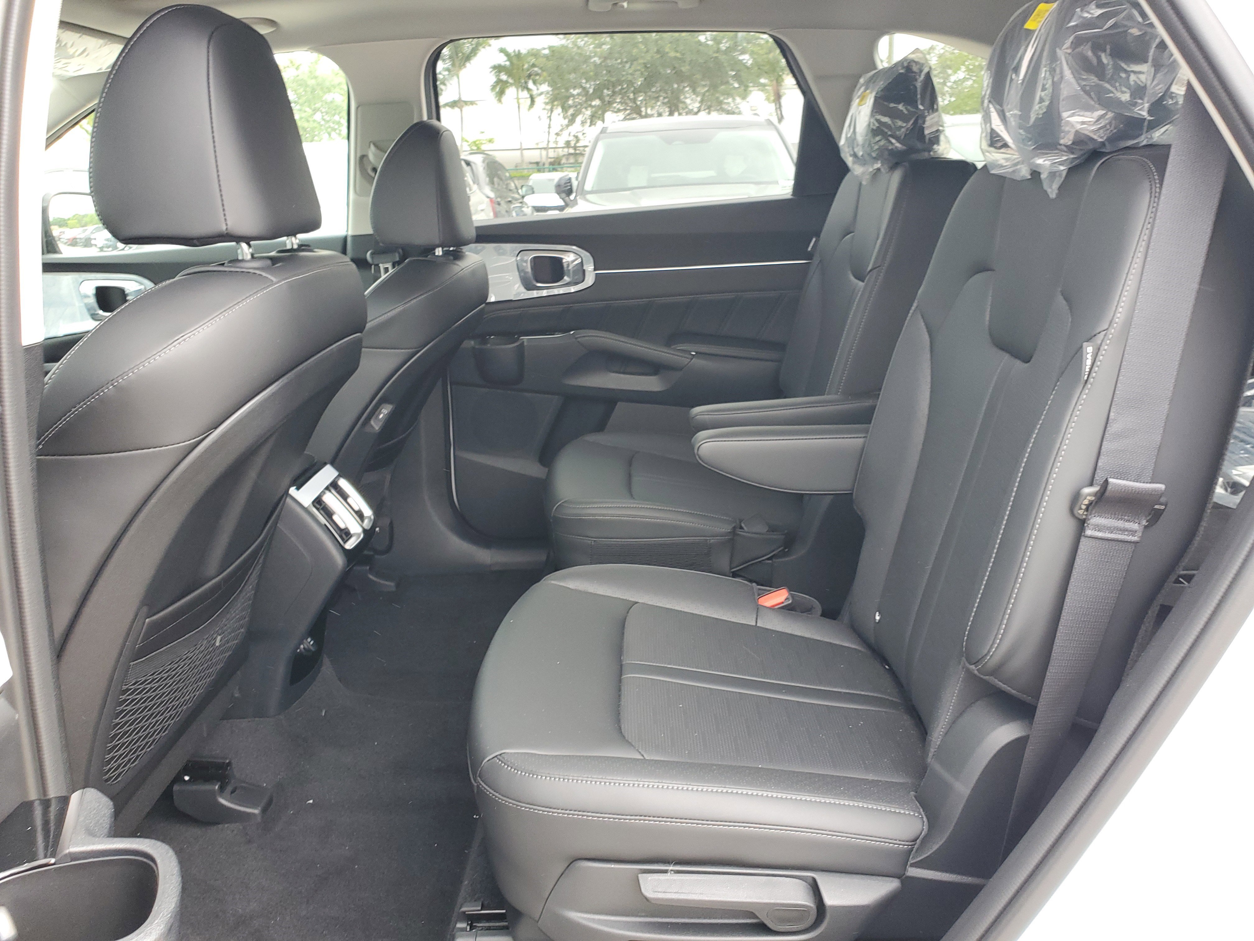 New 2025 Kia Sorento SX image 8