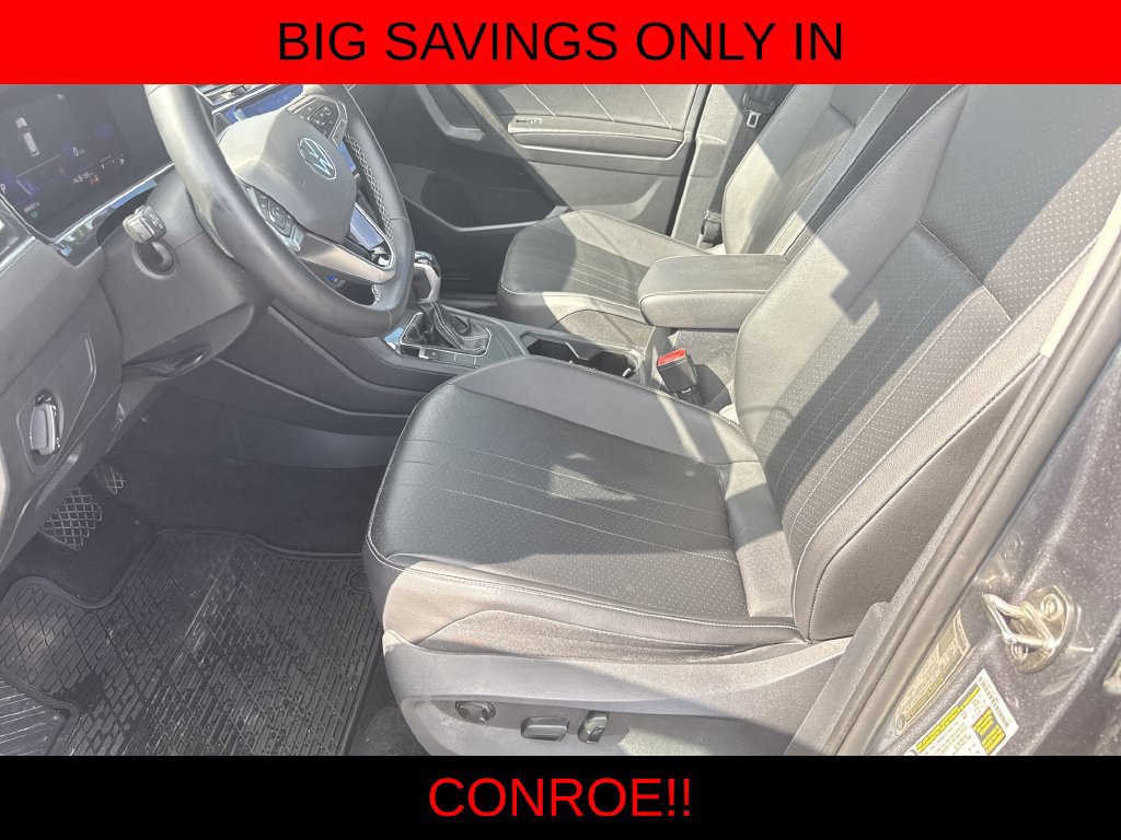 Used 2022 Volkswagen Tiguan SE FWD image 12
