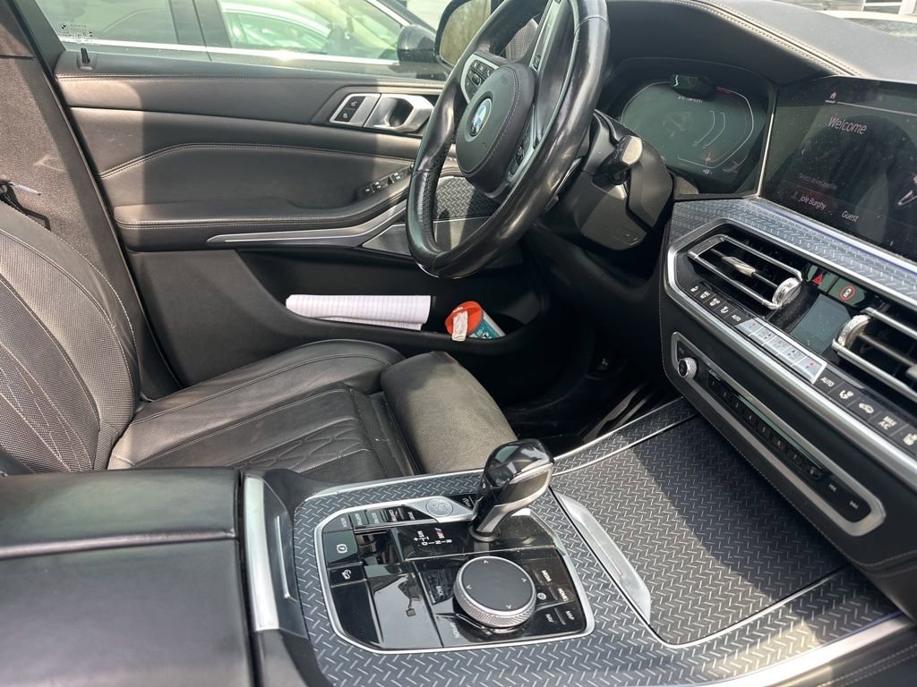 Used 2020 BMW X5 M50i w/ Executive Package image 24