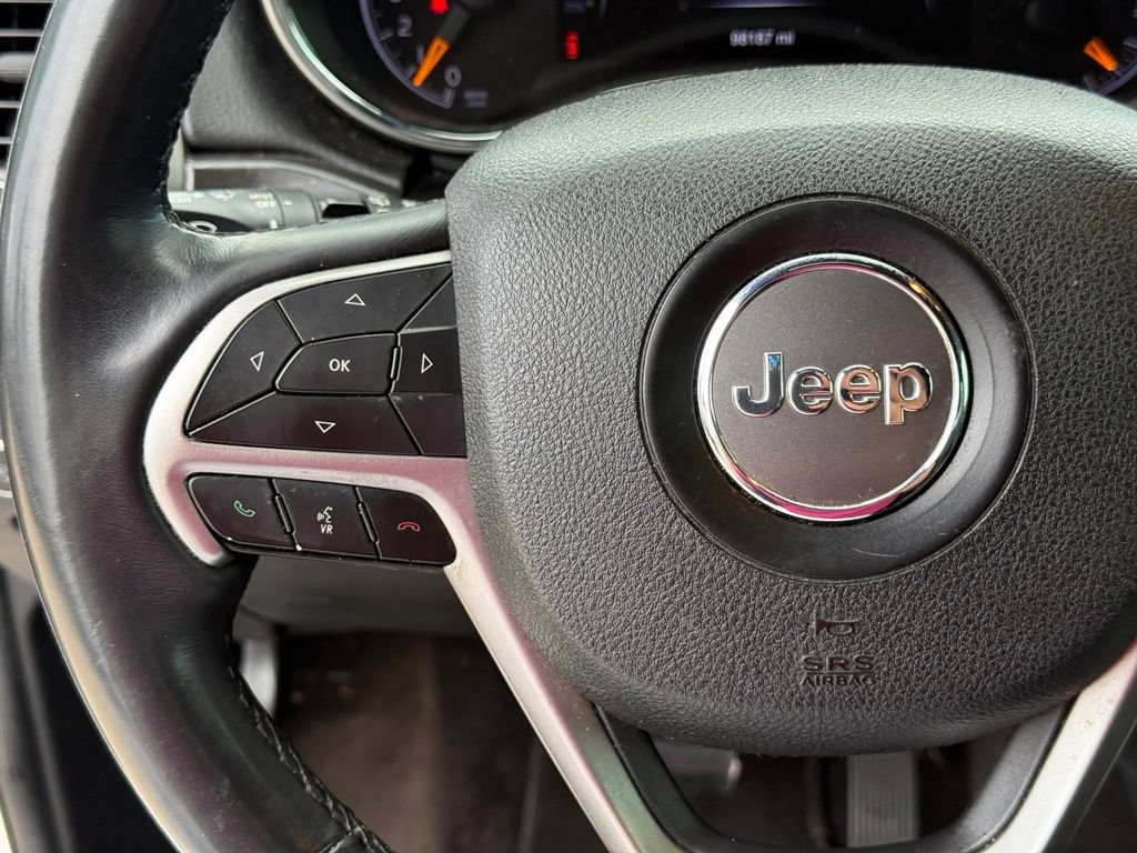 Used 2018 Jeep Grand Cherokee Altitude AWD/4WD image 15