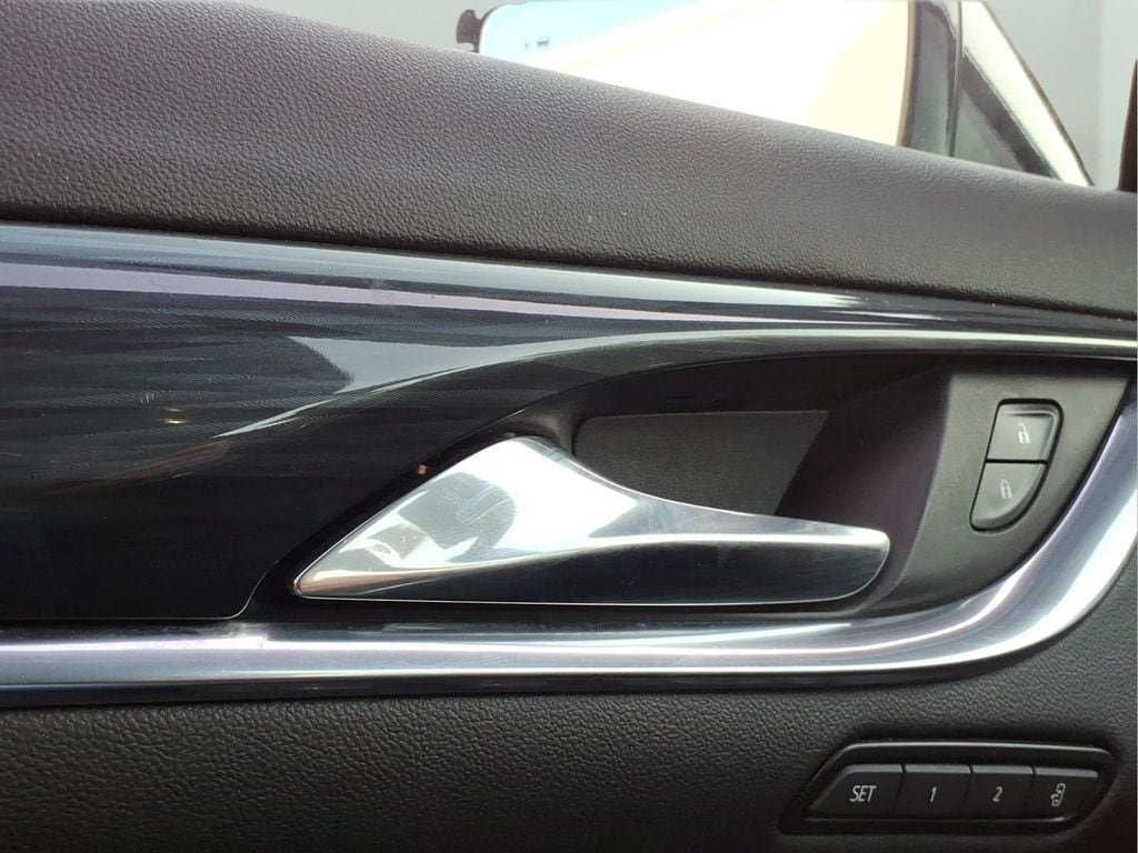 Used 2024 Buick Enclave Premium FWD image 18
