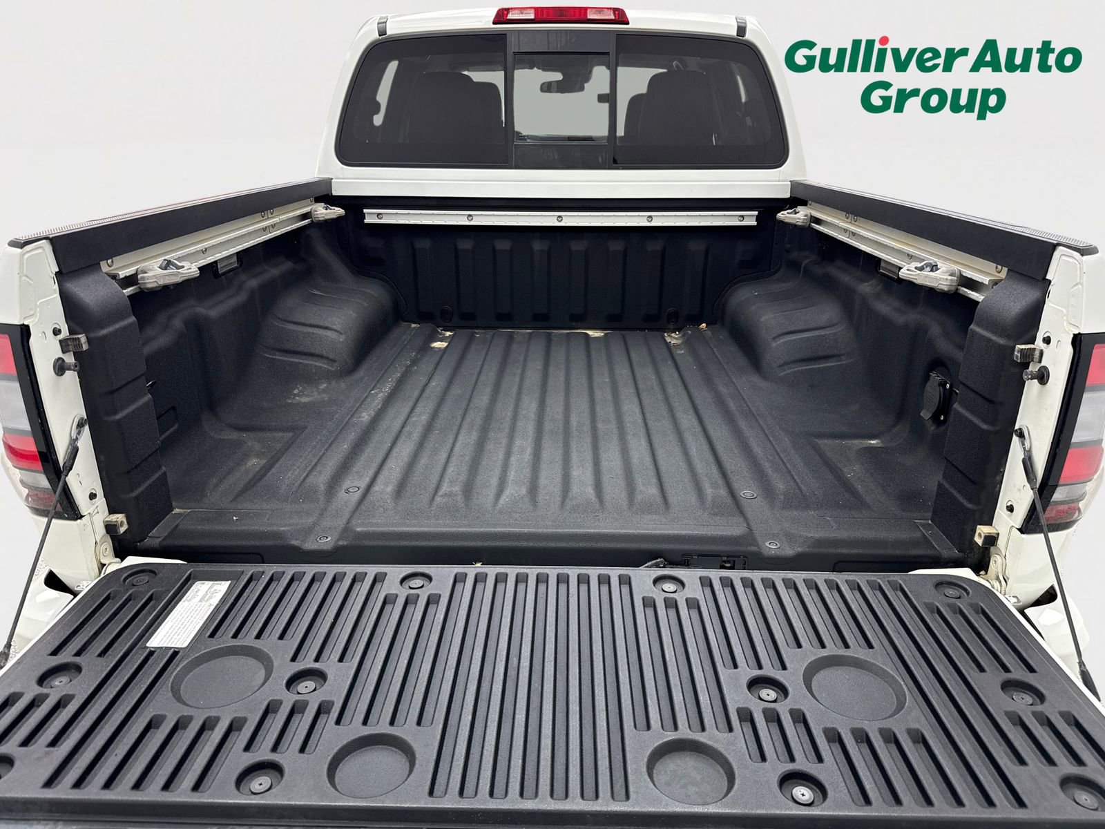Used 2022 Nissan Frontier SV AWD/4WD image 17