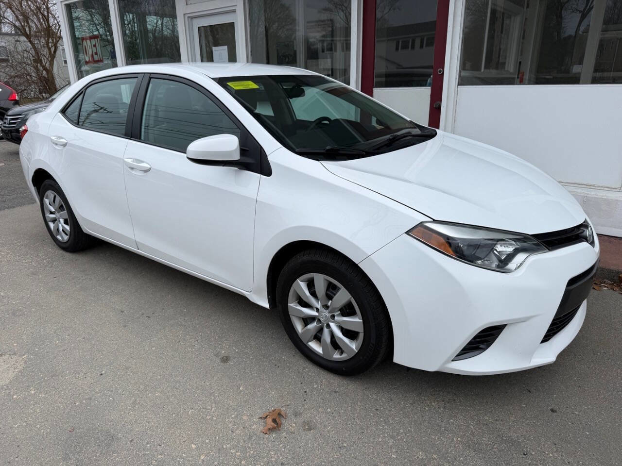 Used 2016 Toyota Corolla LE FWD image 32