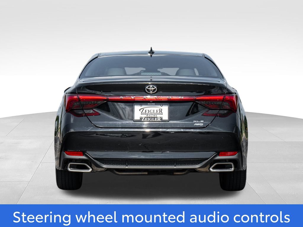 Used 2021 Toyota Avalon XLE w/ Moonroof Package AWD/4WD image 6