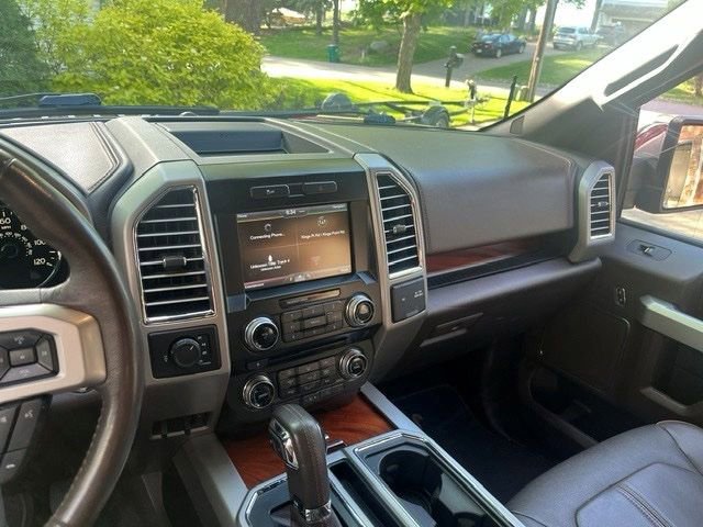 Used 2015 Ford F150 King Ranch w/ Equipment Group 601A Luxury AWD/4WD image 13