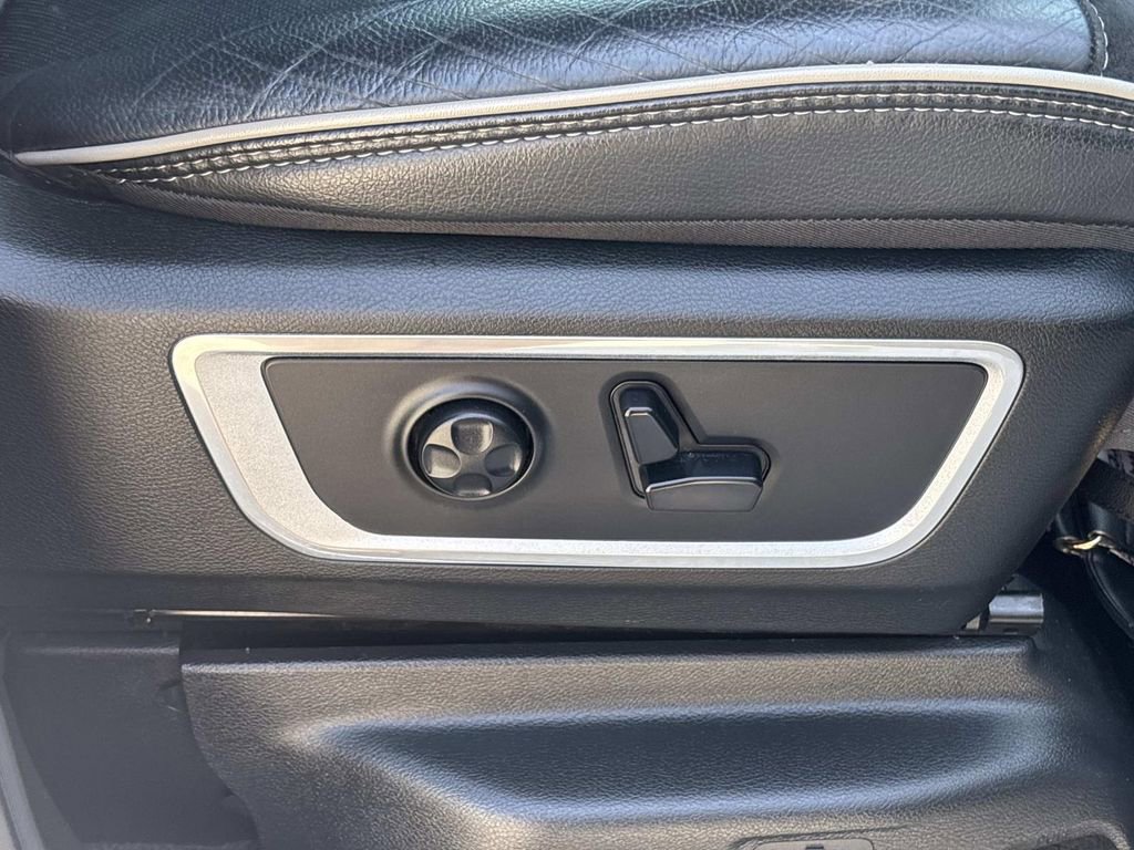 Used 2021 RAM 1500 Laramie image 17