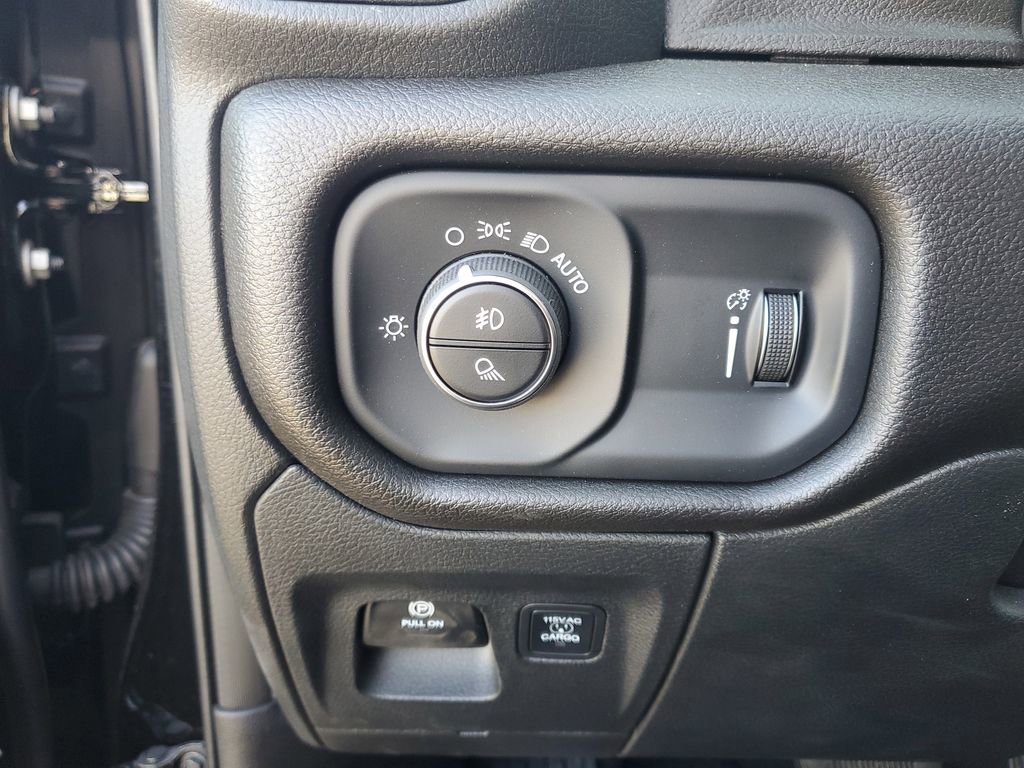 New 2025 RAM 1500 Tradesman w/ Off Road Group image 10