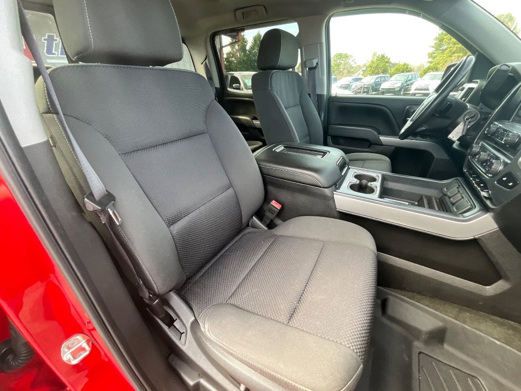 Used 2017 Chevrolet Silverado 1500 LT w/ All Star Edition image 31