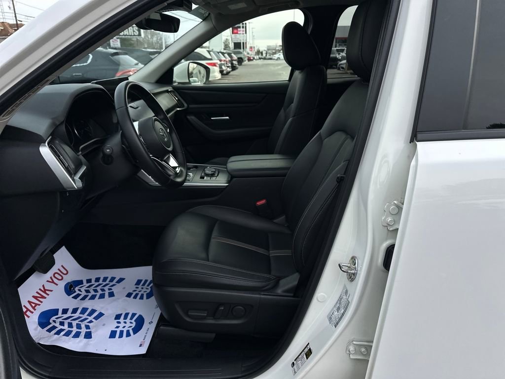 Used 2025 MAZDA CX-90 3.3 Turbo w/ Select Package image 9