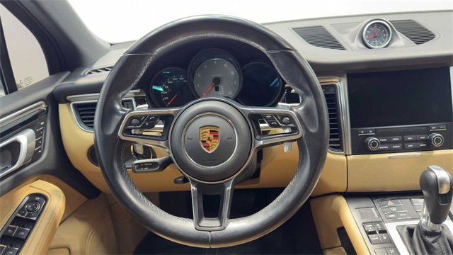 Used 2017 Porsche Macan S image 19