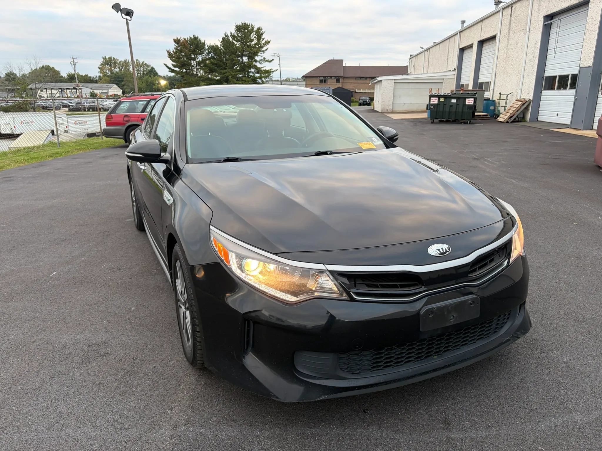 Used 2017 Kia Optima EX FWD image 4