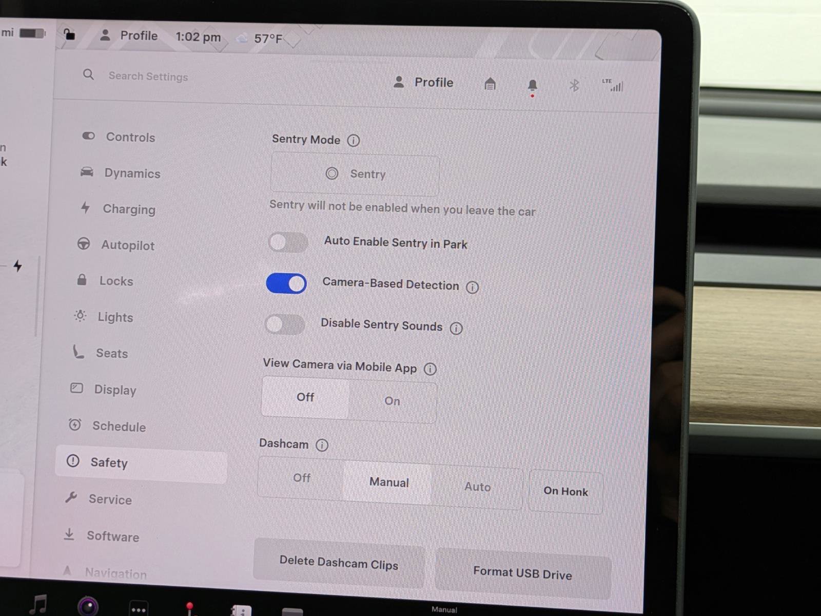 Used 2023 Tesla Model Y Long Range image 9